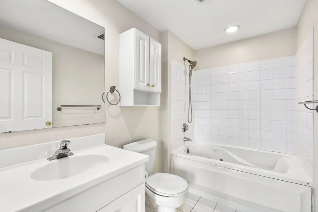 1 bed, 1 bath apartment for rent at 73 Chelsea St Unit 104, Charlestown — photo 11 of 20