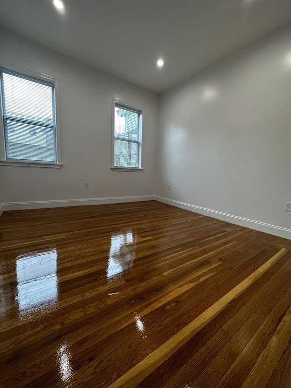 2 bed, 1 bath apartment for rent at 73 Chelsea Unit 1, East Boston — photo 6 of 12