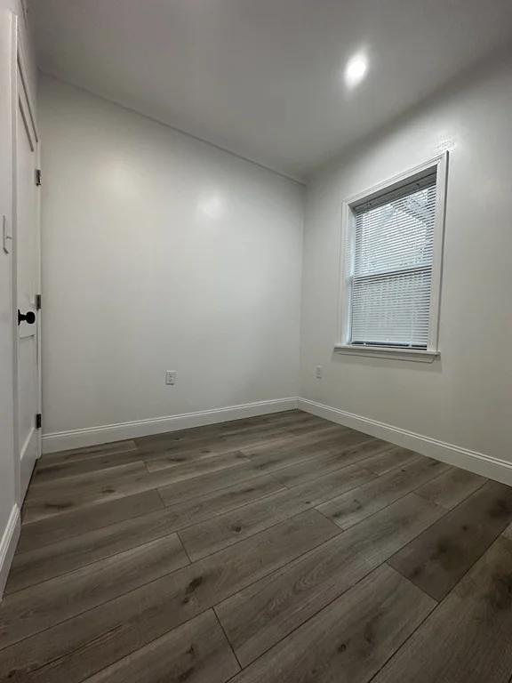2 bed, 1 bath apartment for rent at 73 Chelsea Unit 1, East Boston — photo 12 of 12