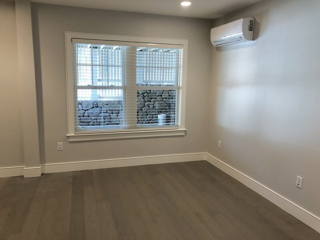 2 bed, 1 bath apartment for rent at 73 Chestnut St Unit A, Weston — photo 13 of 22