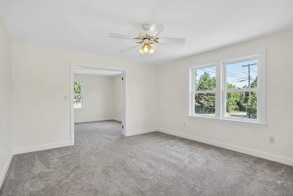 3 bed, 2 bath apartment for rent at 73 Commonwealth Ave Unit 1, Marlborough — photo 3 of 9