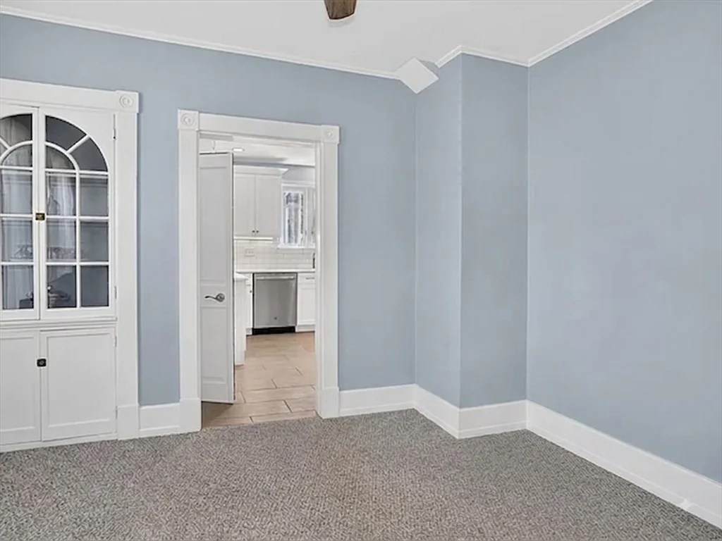 3 bed, 2 bath apartment for rent at 73 Commonwealth Ave Unit 1, Marlborough — photo 8 of 9