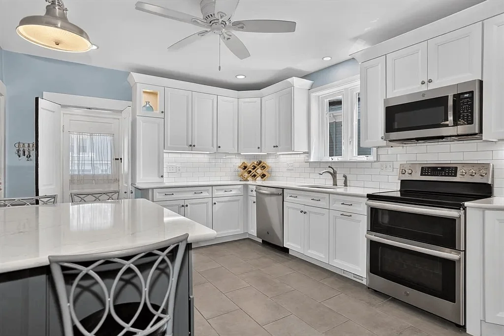 3 bed, 2 bath apartment for rent at 73 Commonwealth Ave Unit 1, Marlborough