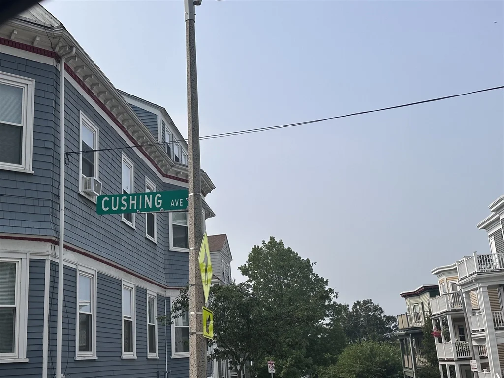 2 bed, 1 bath apartment for rent at 73 Cushing Unit 1, Dorchester — photo 2 of 19