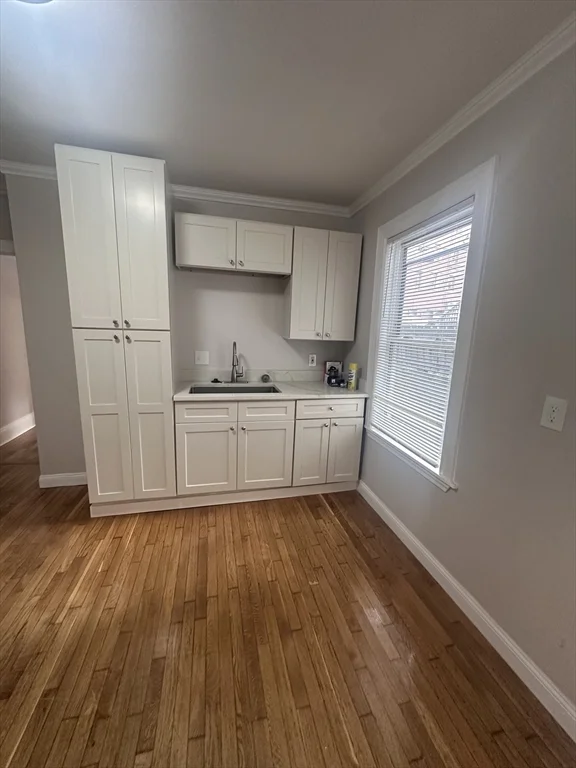2 bed, 1 bath apartment for rent at 73 Cushing Unit 1, Dorchester — photo 4 of 19