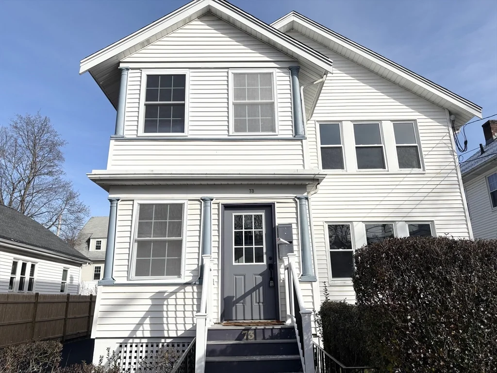 3 bed, 1 bath apartment for rent at 73 Dent St Unit 2, West Roxbury — photo 3 of 38