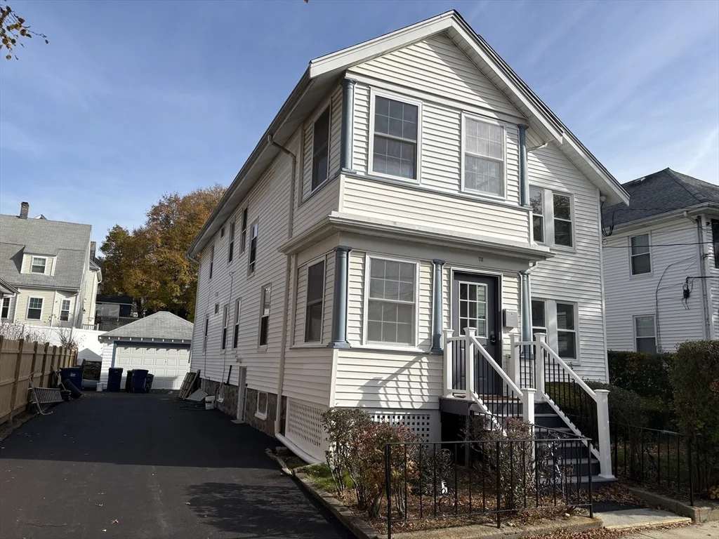 3 bed, 1 bath apartment for rent at 73 Dent St Unit 2, West Roxbury — photo 2 of 38