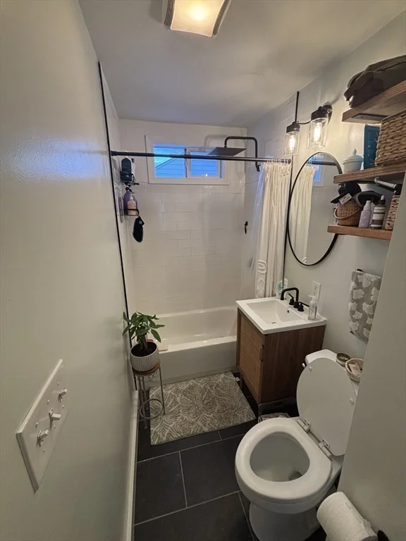 2 bed, 1 bath apartment for rent at 73 Edinboro Rd Unit 1, Quincy — photo 7 of 12