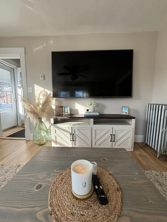 2 bed, 1 bath apartment for rent at 73 Edinboro Rd Unit 1, Quincy — photo 2 of 12