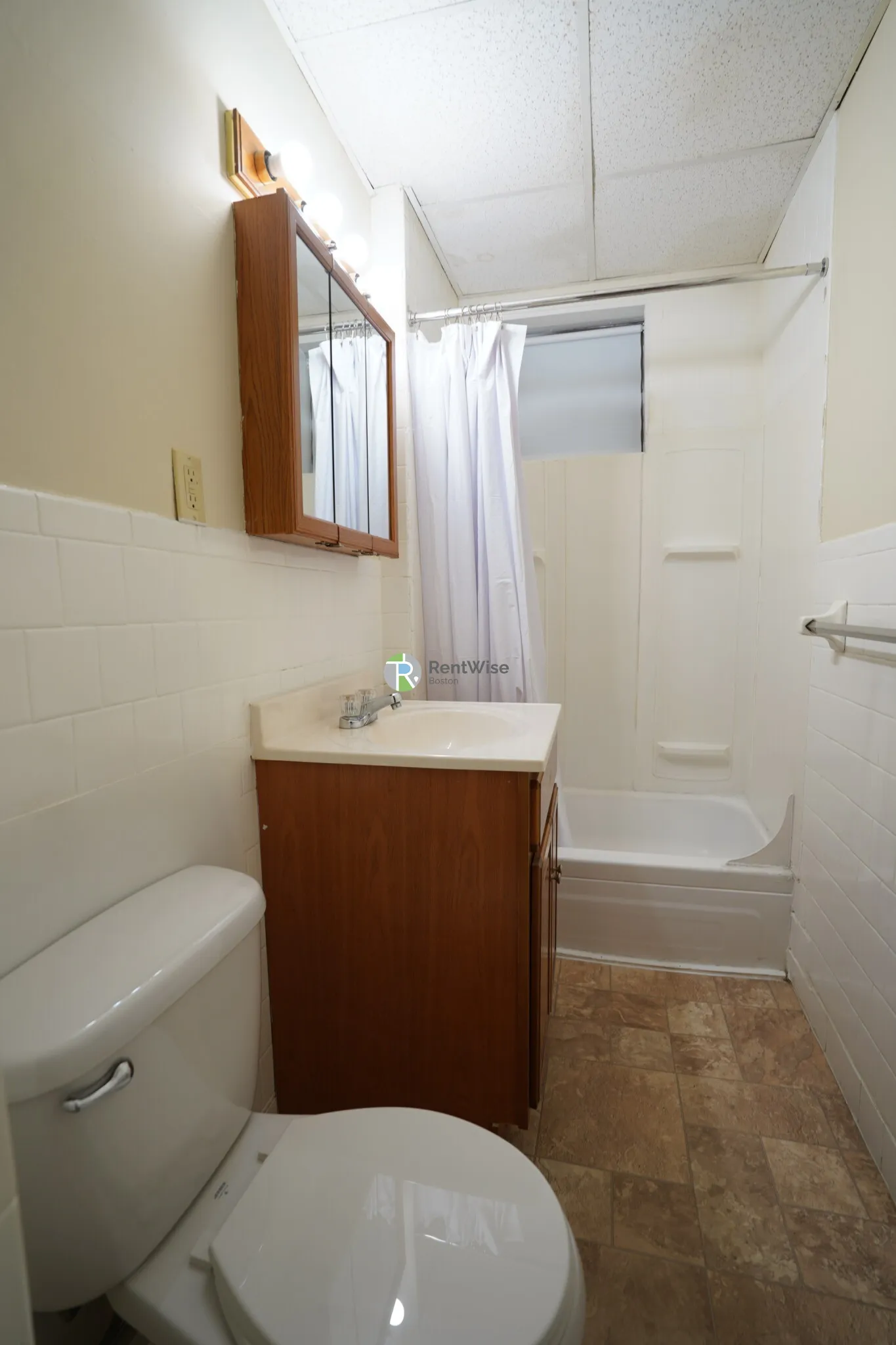 1 bed, 1 bath apartment for rent at 73 Empire St Unit 1, Allston — photo 11 of 11