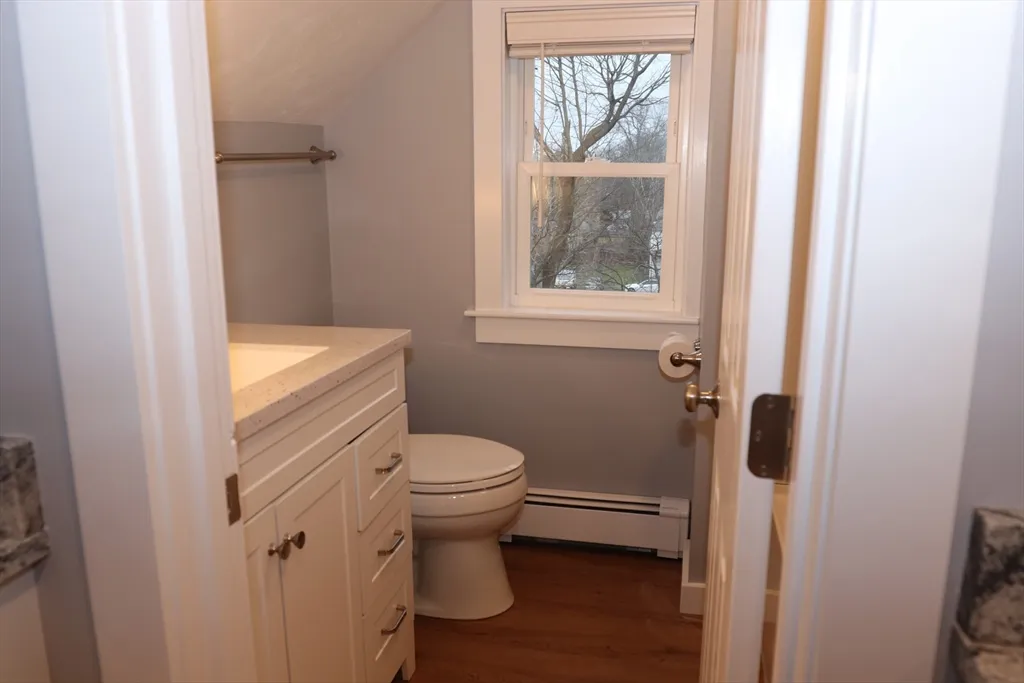 2 bed, 1 bath apartment for rent at 73 Everett St Unit 3, Middleboro — photo 3 of 17
