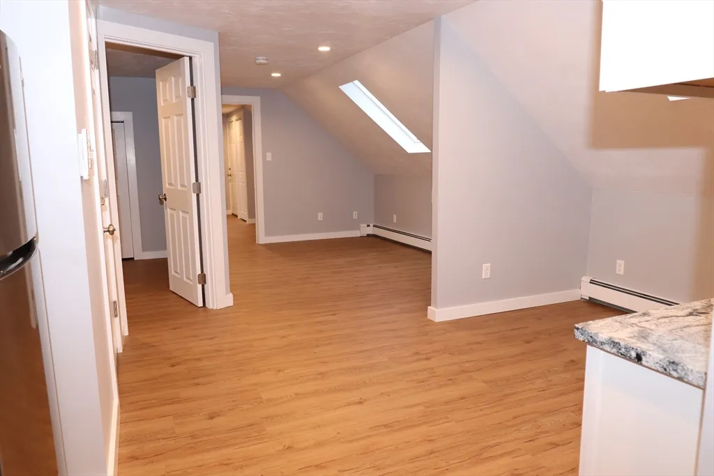 2 bed, 1 bath apartment for rent at 73 Everett St Unit 3, Middleboro — photo 8 of 17