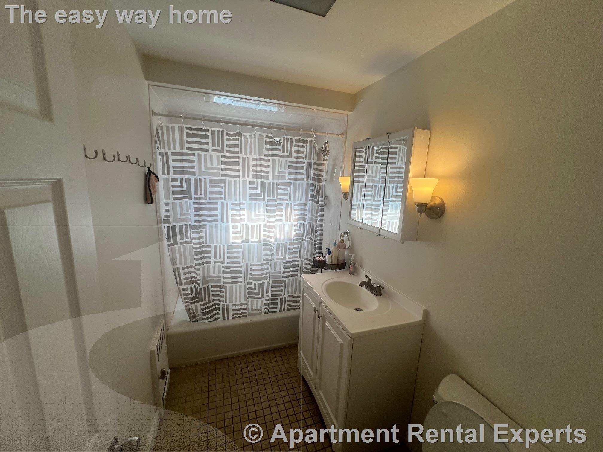3 bed, 1 bath apartment for rent at 73 Frederick Ave Unit 2, Tufts — photo 12 of 18