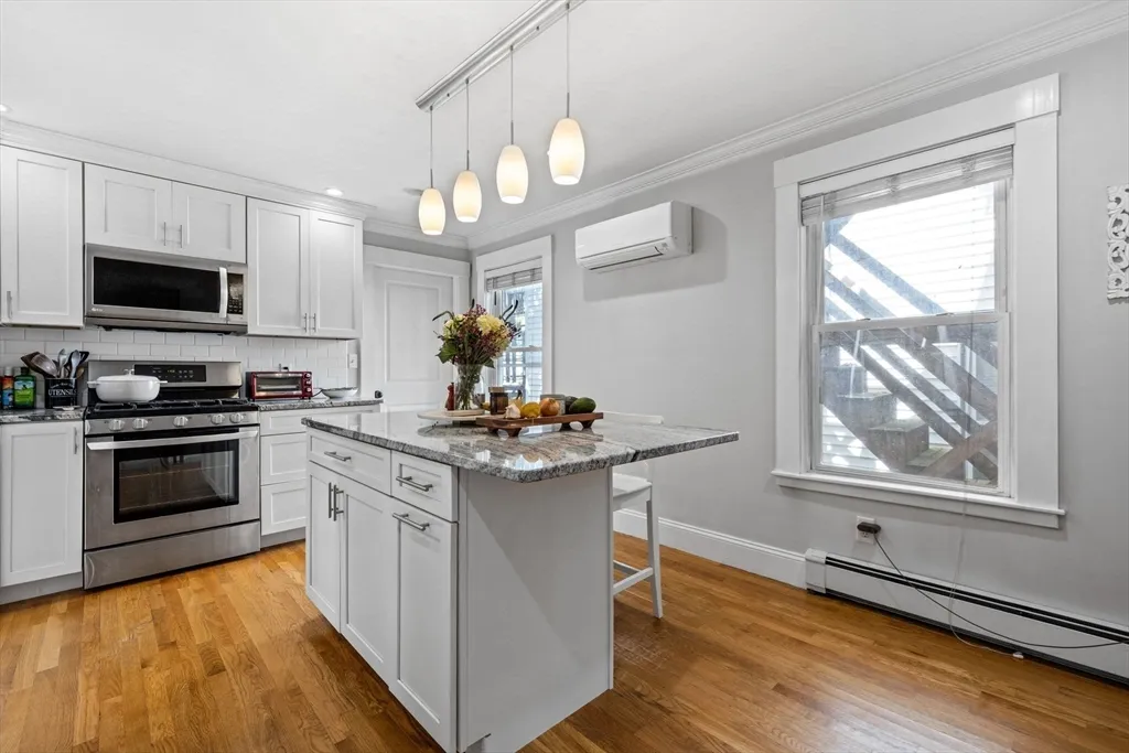 2 bed, 2 bath apartment for rent at 73 G St Unit 2, South Boston — photo 3 of 19