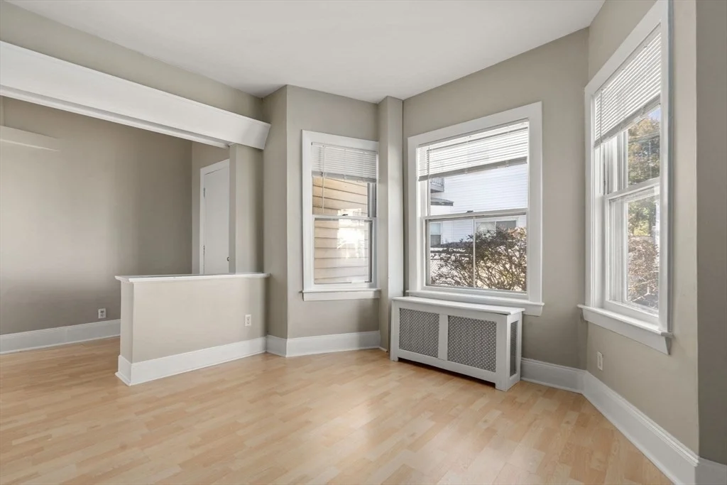 2 bed, 1 bath apartment for rent at 73 Grovers Ave Unit 1, Winthrop — photo 6 of 13