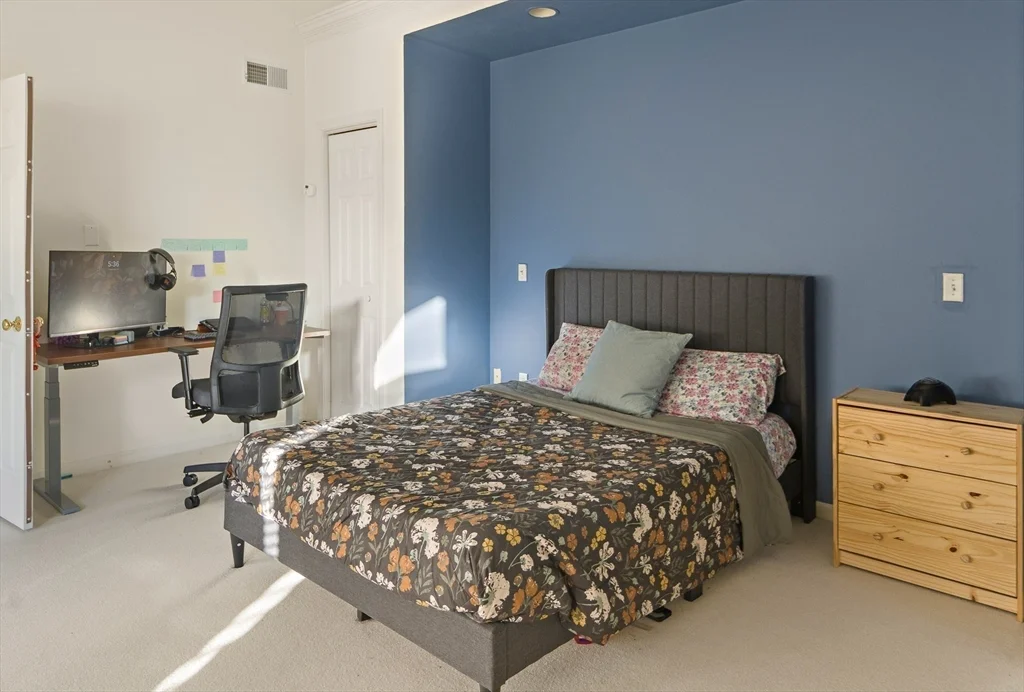 2 bed, 2 bath apartment for rent at 73 Half Crown Cir Unit 73, Ashland — photo 11 of 22