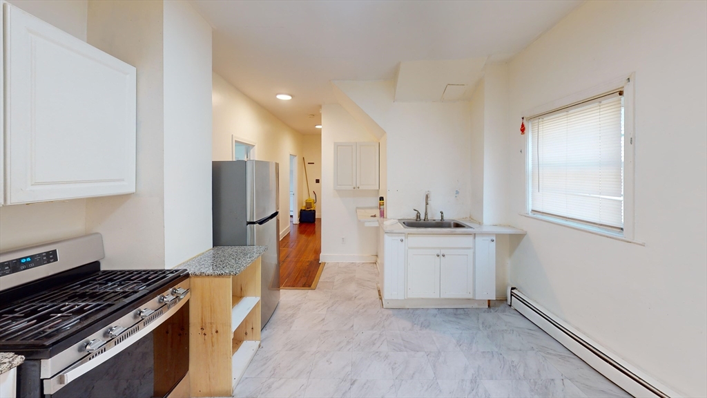2 bed, 1 bath apartment for rent at 73 Highland St Unit 1, Revere — photo 2 of 8