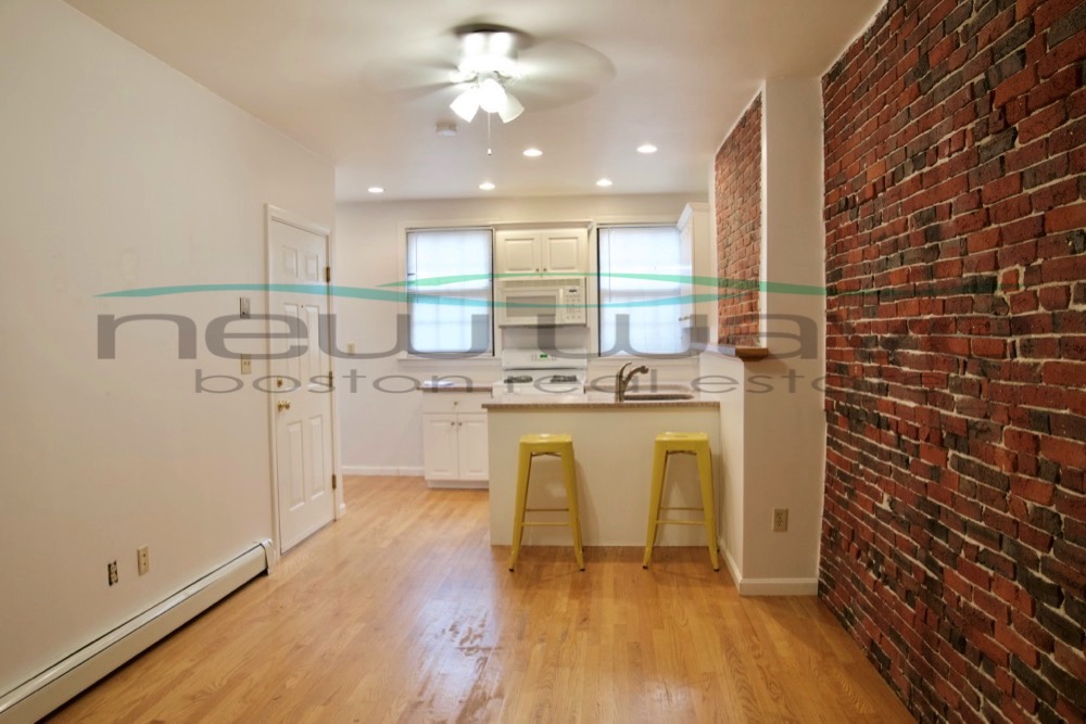 1 bed, 1 bath apartment for rent at 73 Hudson St Unit 1, Chinatown