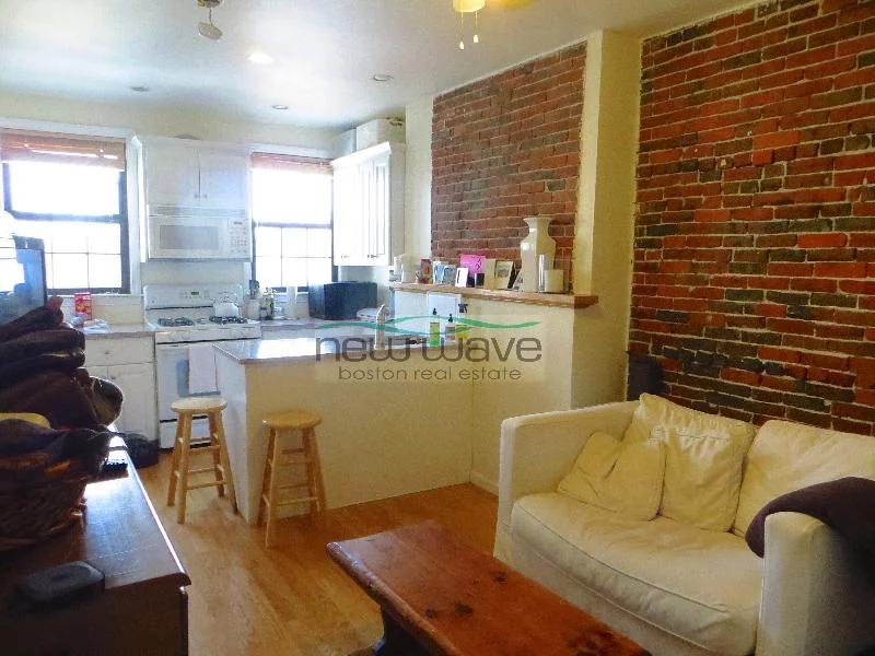1 bed, 1 bath apartment for rent at 73 Hudson St Unit 2, Chinatown — photo 16 of 21