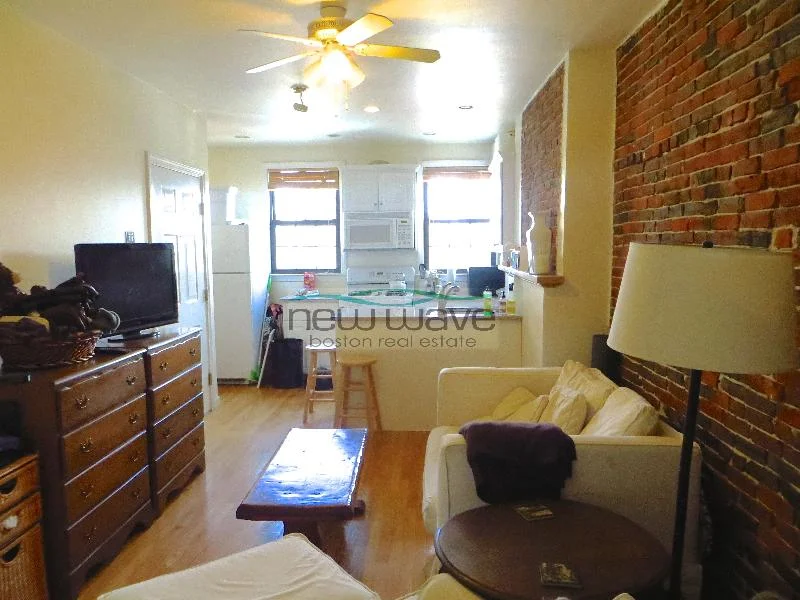1 bed, 1 bath apartment for rent at 73 Hudson St Unit 2, Chinatown — photo 13 of 21