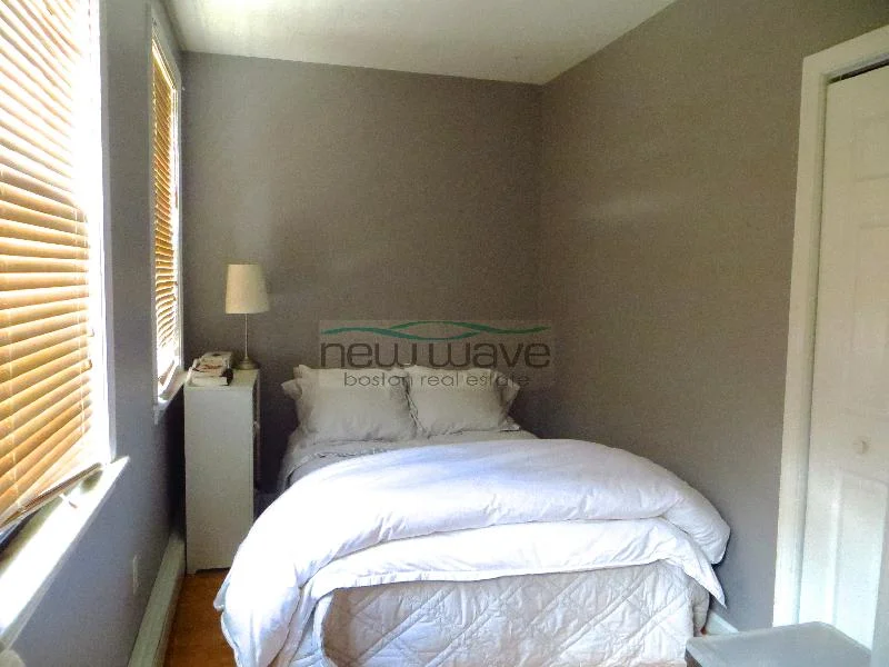 1 bed, 1 bath apartment for rent at 73 Hudson St Unit 2, Chinatown — photo 10 of 21