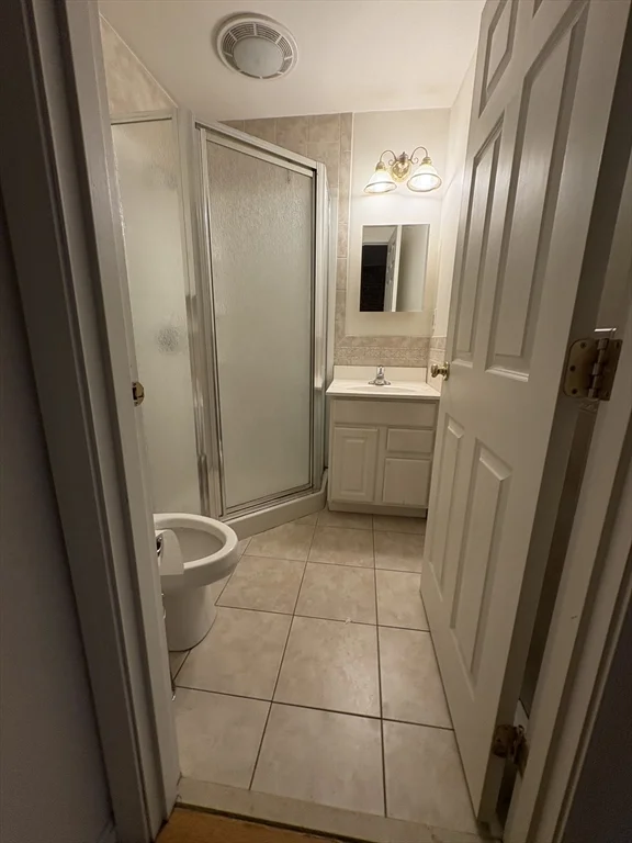 1 bed, 1 bath apartment for rent at 73 Hudson St Unit 3, Chinatown — photo 10 of 10