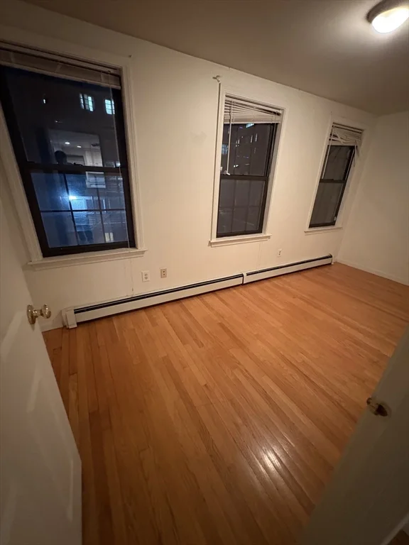 1 bed, 1 bath apartment for rent at 73 Hudson St Unit 3, Chinatown — photo 8 of 10