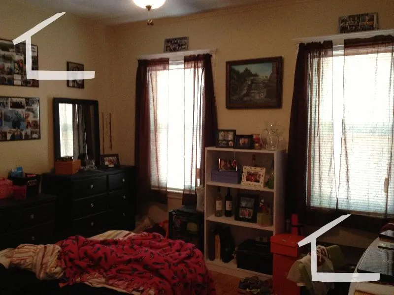 5 bed, 2 bath apartment for rent at 73 Leicester St Unit 2, Oak Square — photo 3 of 7