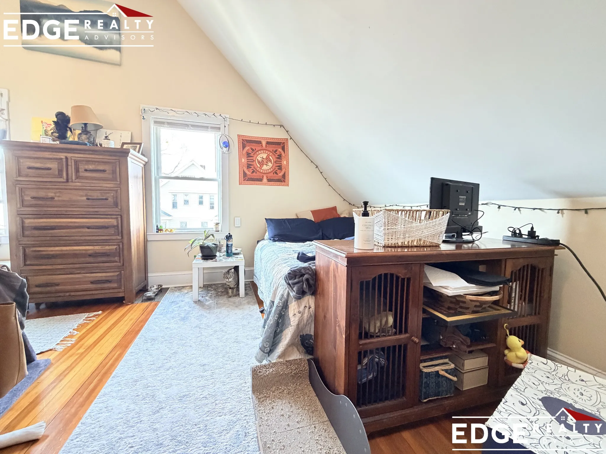 5 bed, 2 bath apartment for rent at 73 Leicester St Unit 2A, Oak Square — photo 13 of 18