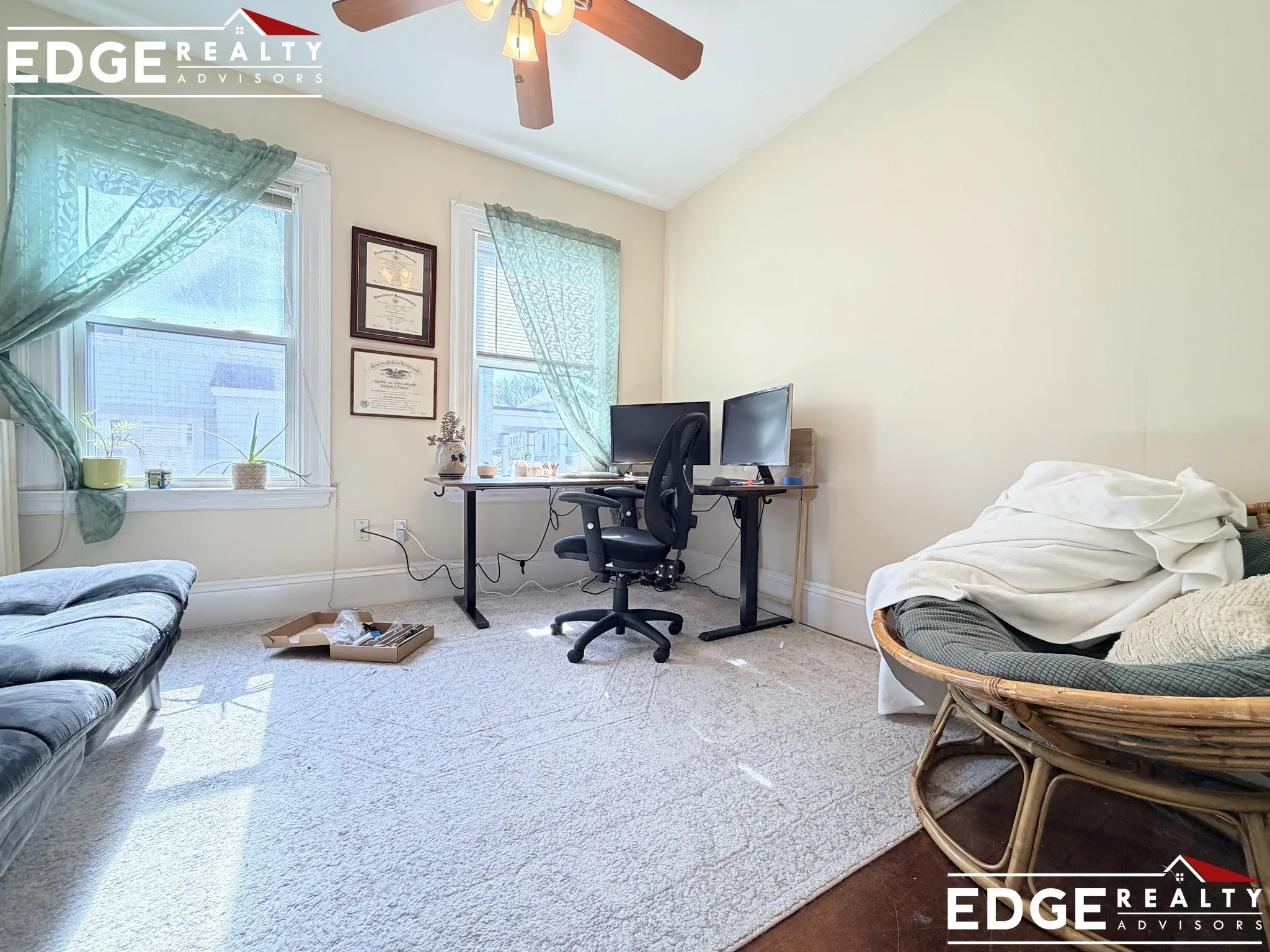 5 bed, 2 bath apartment for rent at 73 Leicester St Unit 2A, Oak Square — photo 9 of 18
