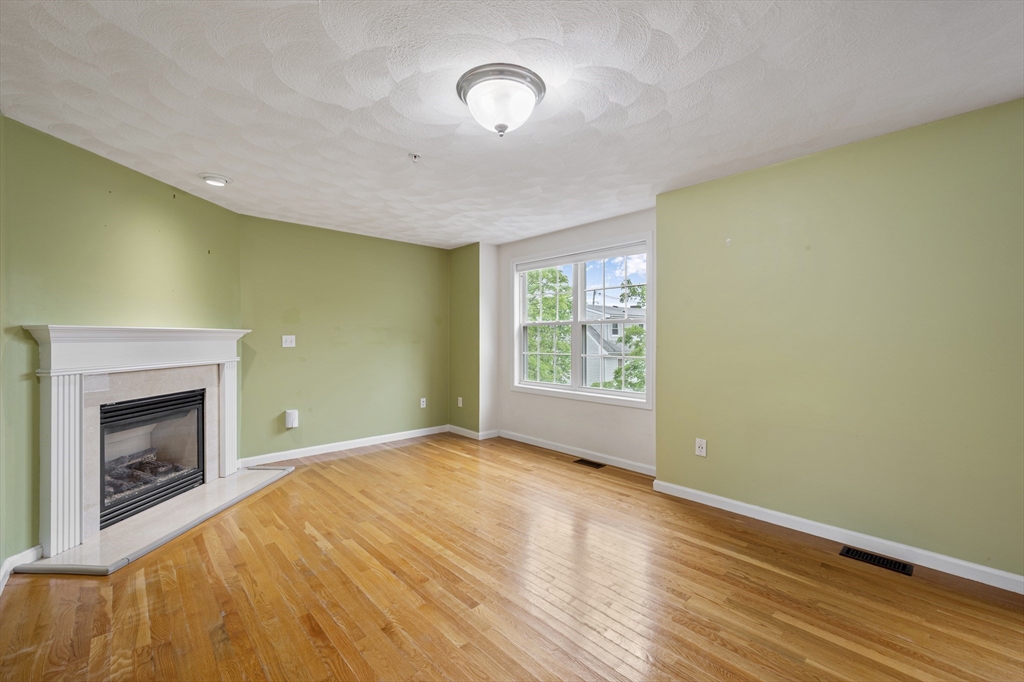 2 bed, 1 bath apartment for rent at 73 Liberty St Unit 3, Danvers — photo 17 of 32