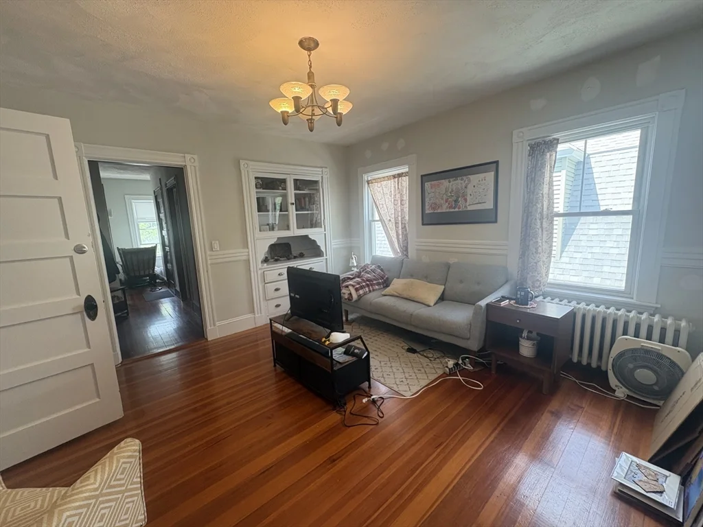 2 bed, 1 bath apartment for rent at 73 Marlboro St Unit 3, Belmont — photo 7 of 22