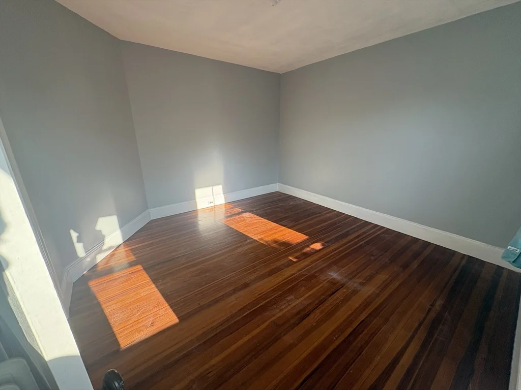 2 bed, 1 bath apartment for rent at 73 Marlboro St Unit 3, Belmont — photo 21 of 22