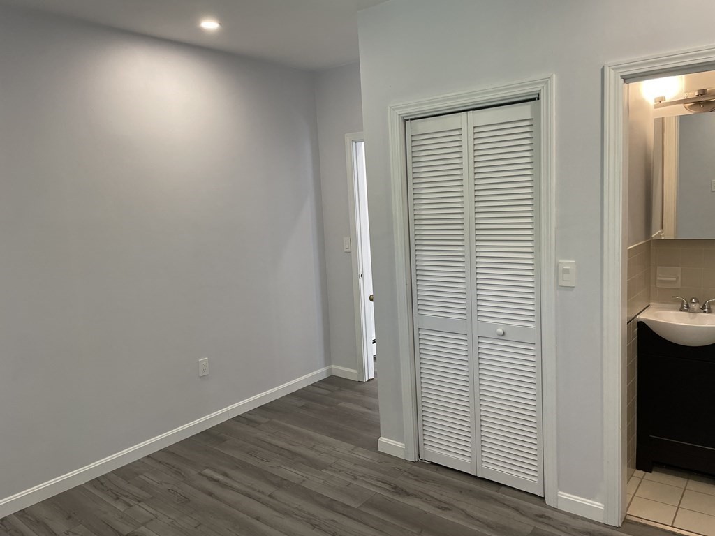 3 bed, 1.5 bath apartment for rent at 73 Marshall St Unit 2, Winter Hill — photo 8 of 13