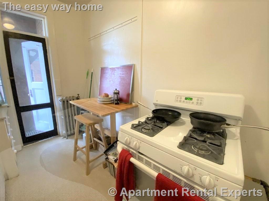 1 bed, 1 bath apartment for rent at 73 Martin St Unit 36, Harvard Square — photo 5 of 17