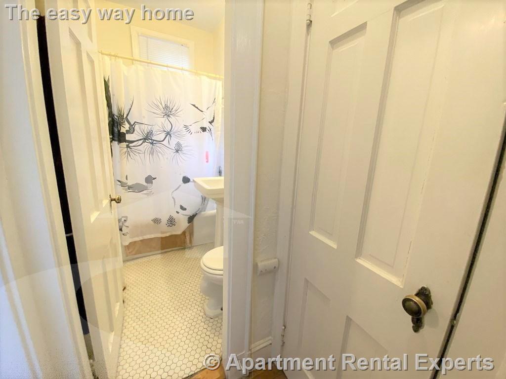 1 bed, 1 bath apartment for rent at 73 Martin St Unit 36, Harvard Square — photo 12 of 17