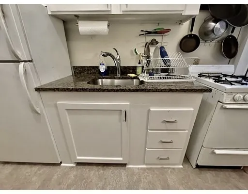 1 bed, 1 bath apartment for rent at 73 Martin St Unit 46, Neighborhood Nine — photo 6 of 12
