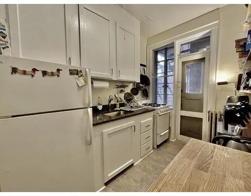 1 bed, 1 bath apartment for rent at 73 Martin St Unit 46, Neighborhood Nine — photo 8 of 12