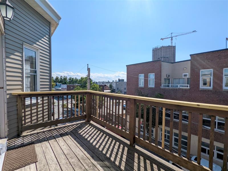 3 bed, 2 bath apartment for rent at 71-73 Merriam St Unit 3, Ward Two — photo 21 of 21