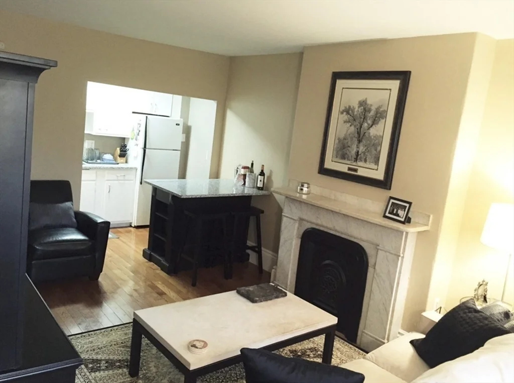 1 bed, 1 bath apartment for rent at 73 Montgomery St Unit 3, South End — photo 4 of 8