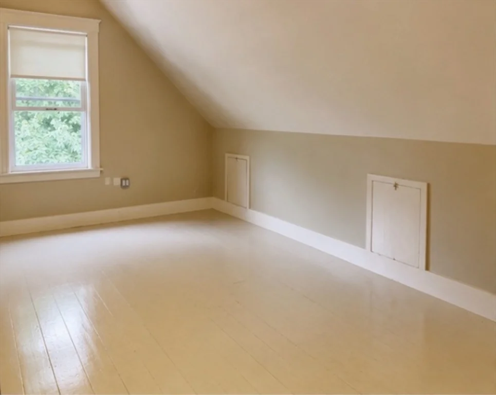 2 bed, 1 bath apartment for rent at 73 Moore Ave Unit 3, Tatnuck — photo 3 of 8