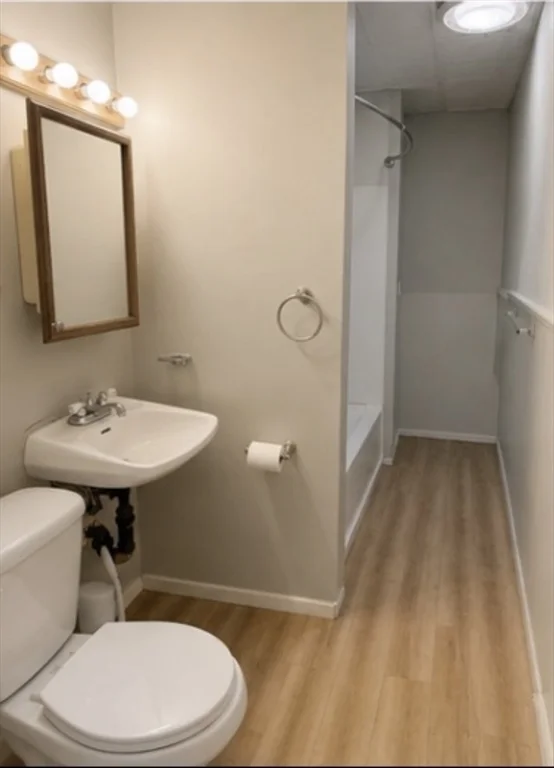 2 bed, 1 bath apartment for rent at 73 Moore Ave Unit 3, Tatnuck — photo 2 of 8