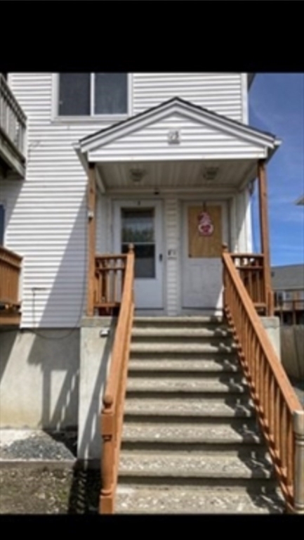 3 bed, 1 bath apartment for rent at 73 Neponset Unit 2, Revere