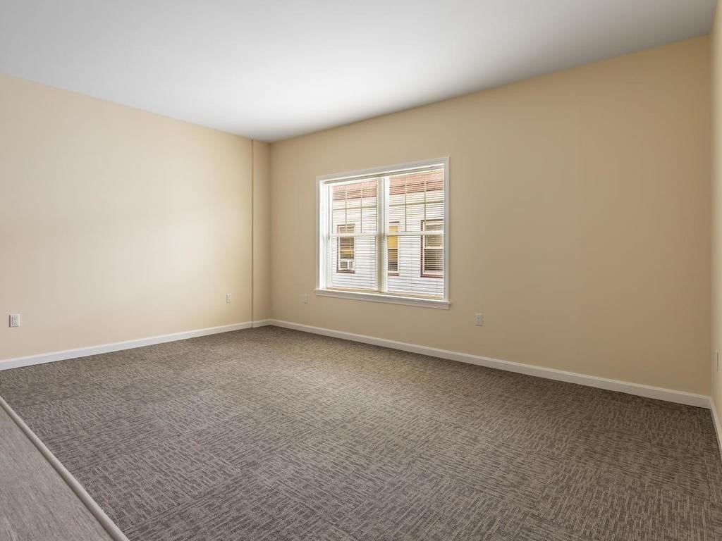 3 bed, 1 bath apartment for rent at 73 North Common Unit 10, Lynn Common — photo 9 of 30