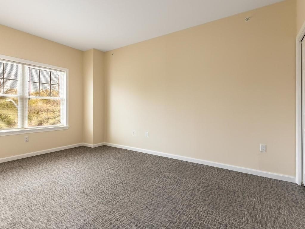 3 bed, 1 bath apartment for rent at 73 North Common Unit 10, Lynn Common — photo 18 of 30
