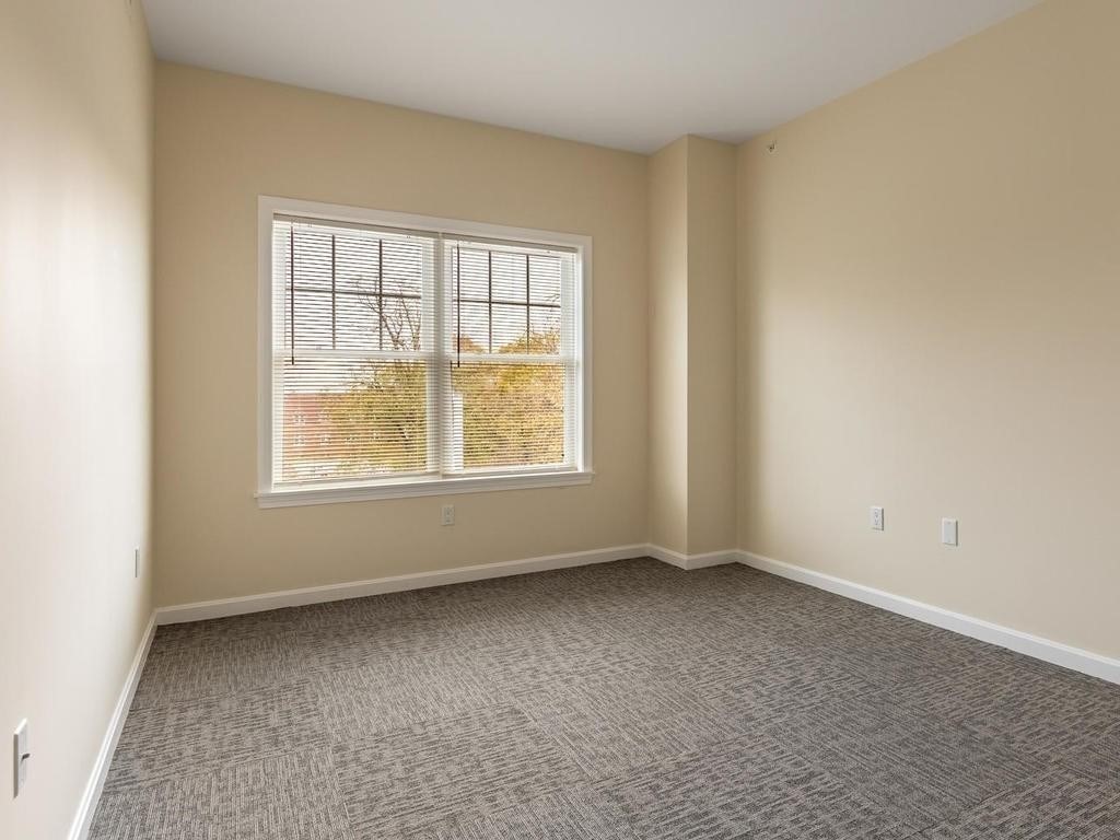 3 bed, 1 bath apartment for rent at 73 North Common Unit 10, Lynn Common — photo 16 of 30