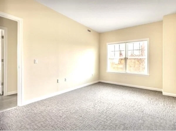 3 bed, 1 bath apartment for rent at 73 North Common Unit 11, Lynn Common — photo 14 of 16