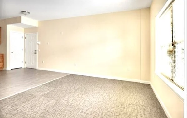 3 bed, 1 bath apartment for rent at 73 North Common Unit 11, Lynn Common — photo 9 of 16