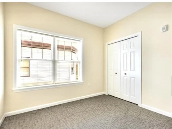 3 bed, 1 bath apartment for rent at 73 North Common Unit 11, Lynn Common — photo 10 of 16
