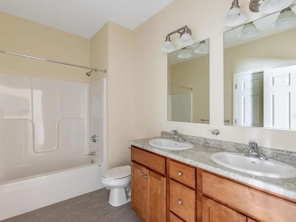 3 bed, 1 bath apartment for rent at 73 North Common Unit 12, Lynn Common — photo 10 of 30